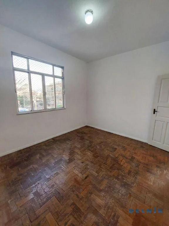 Apartment, 62 m², with wood or laminate floors — photo 10
