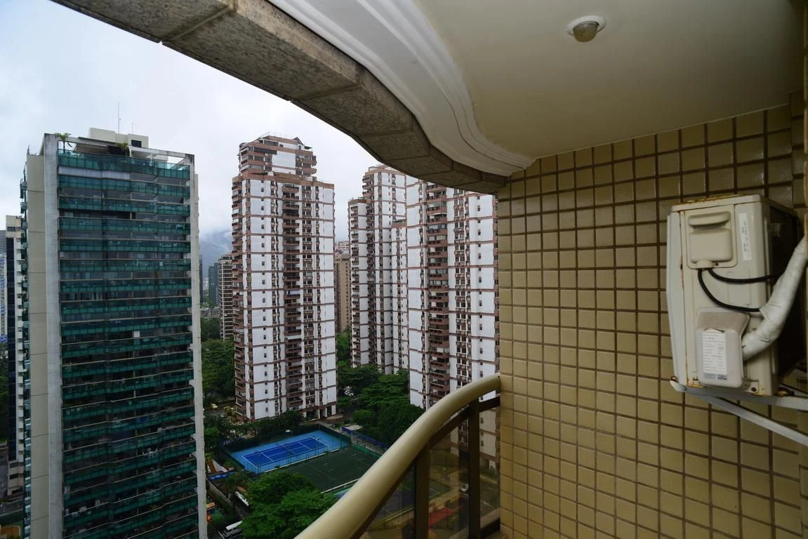 Apartamento, 139 m², com janelas do piso ao teto — photo 27