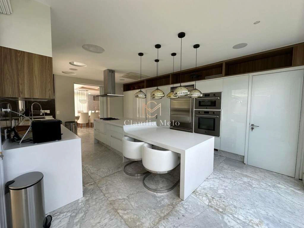 Casa com 5 suítes e cozinha integrada de 900 m² — photo 17