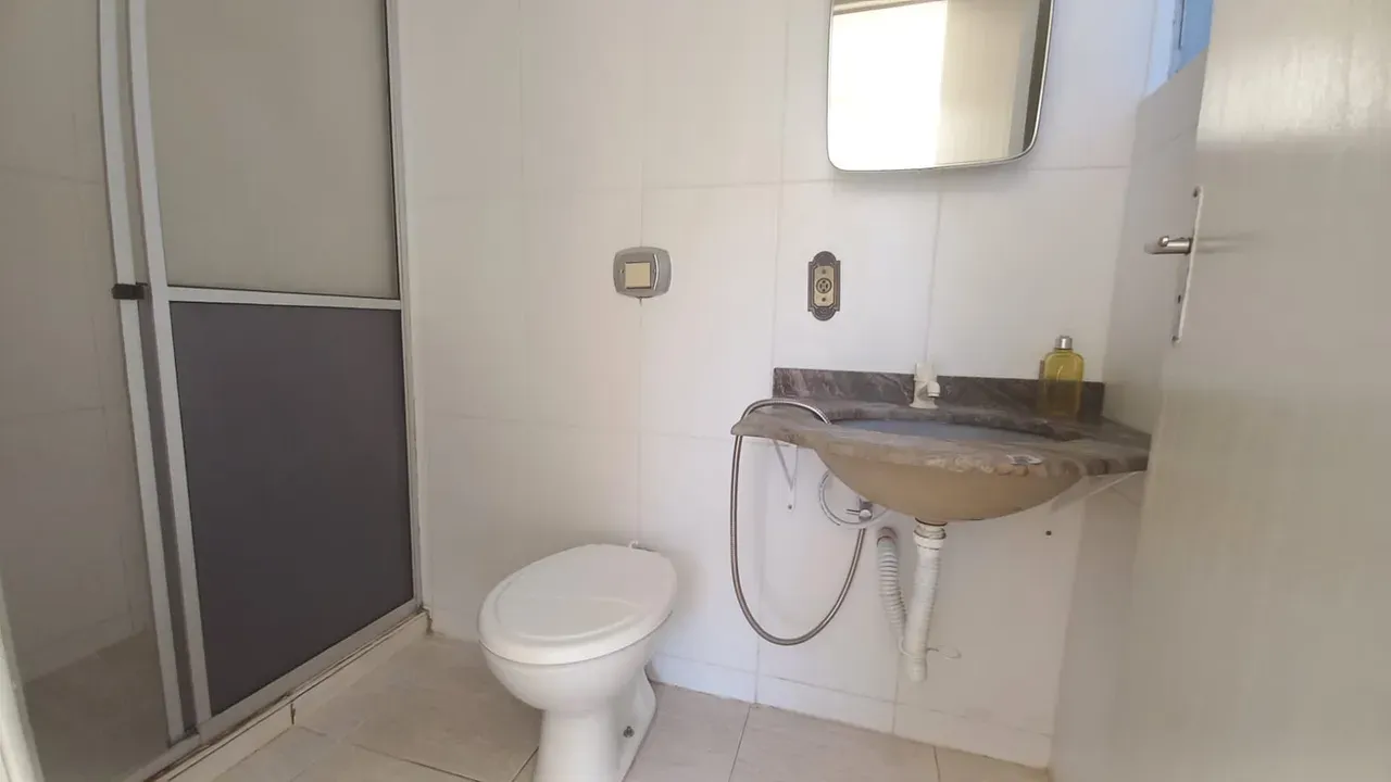 2-bedroom apartment with a mountain view in Florianópolis — photo 8