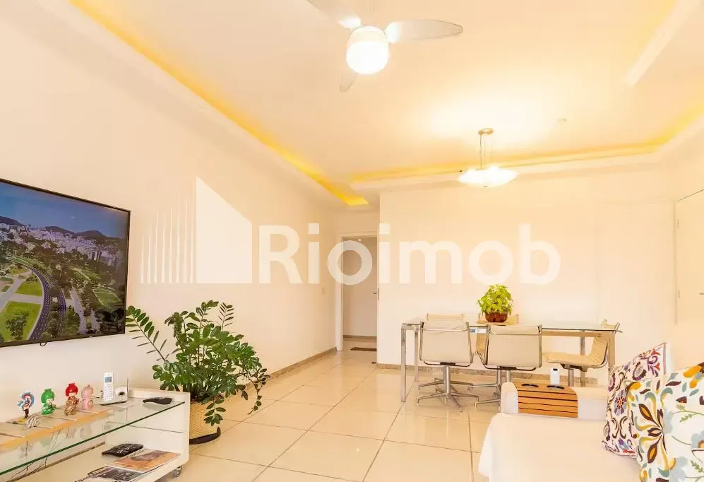 Furnished apartment with balcony and a gas stove kitchen — photo 6