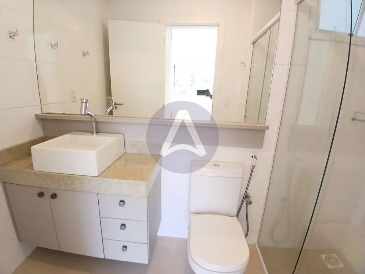 2-bedroom apartment in a building with a pool — photo 3