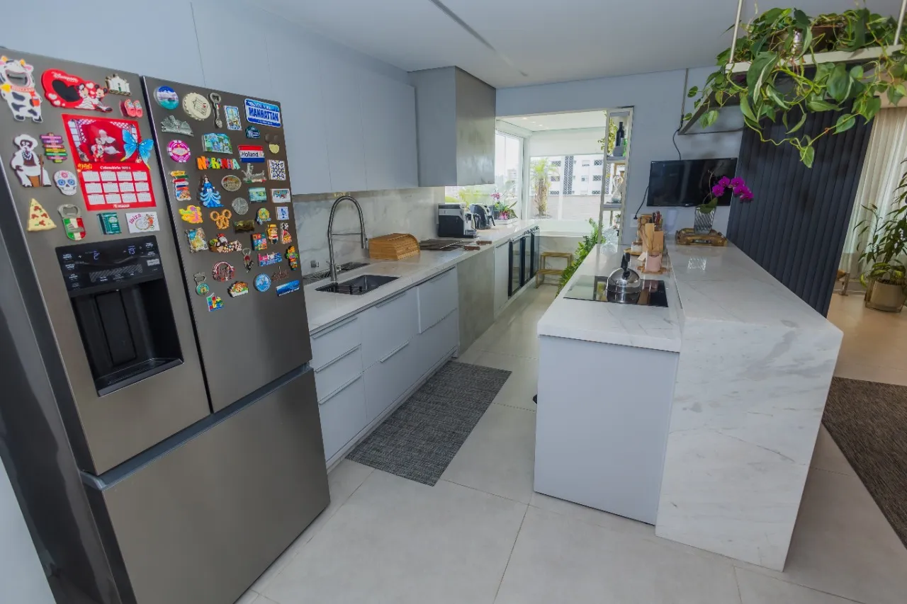 Apartamento mobiliado com 4 quartos e 230 m² — photo 16