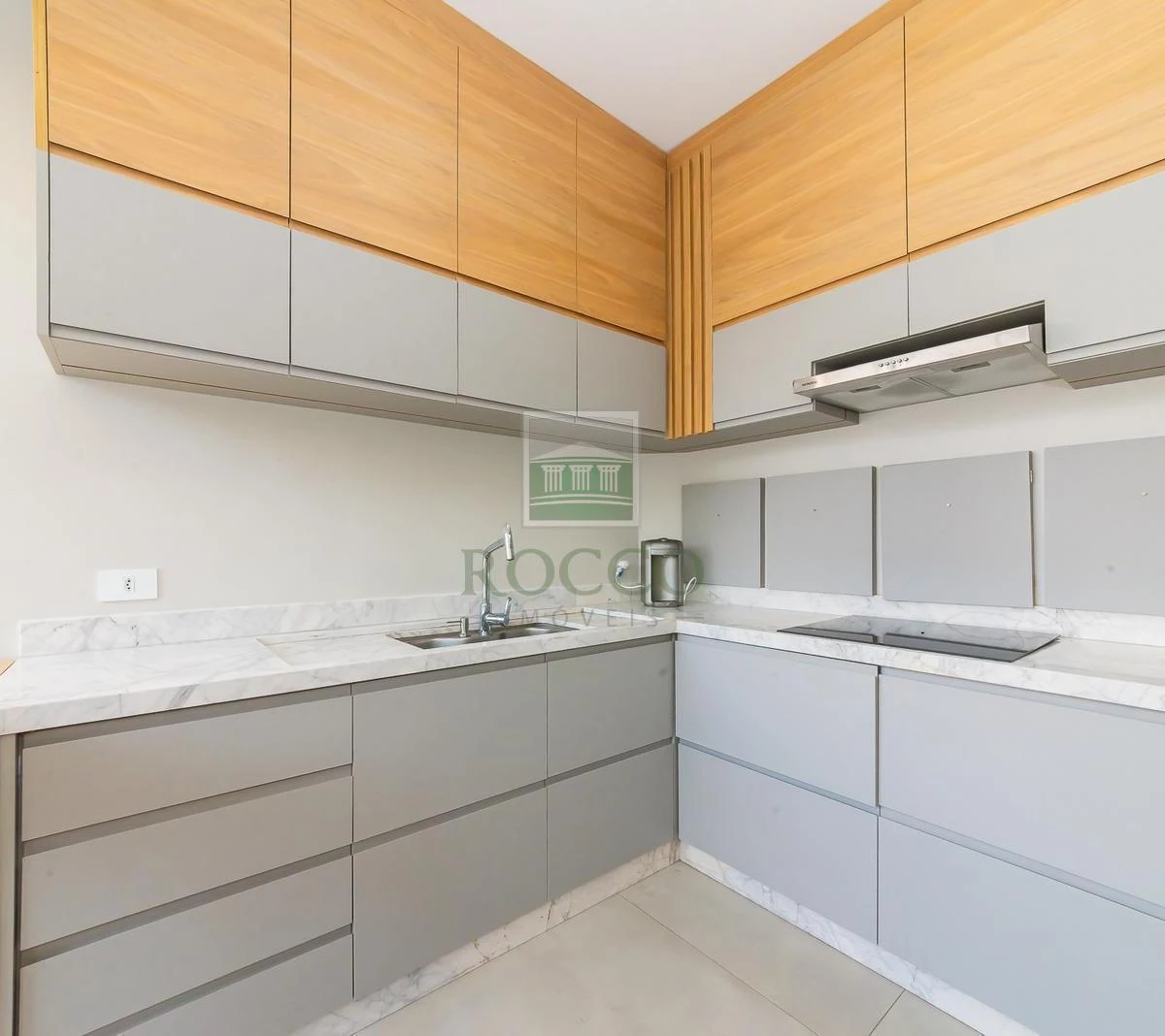3-bedroom apartment with a washing machine in Curitiba — photo 5
