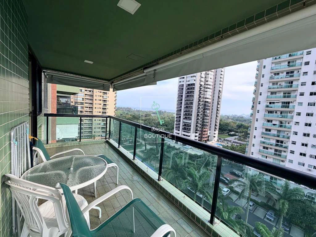 Apartment with enclosed balcony, 3 bedrooms and 2 parking — photo 2