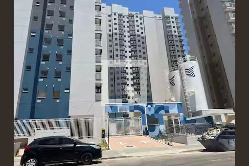Apartamento amueblado de 2 dormitorios con cocina abierta — photo 41