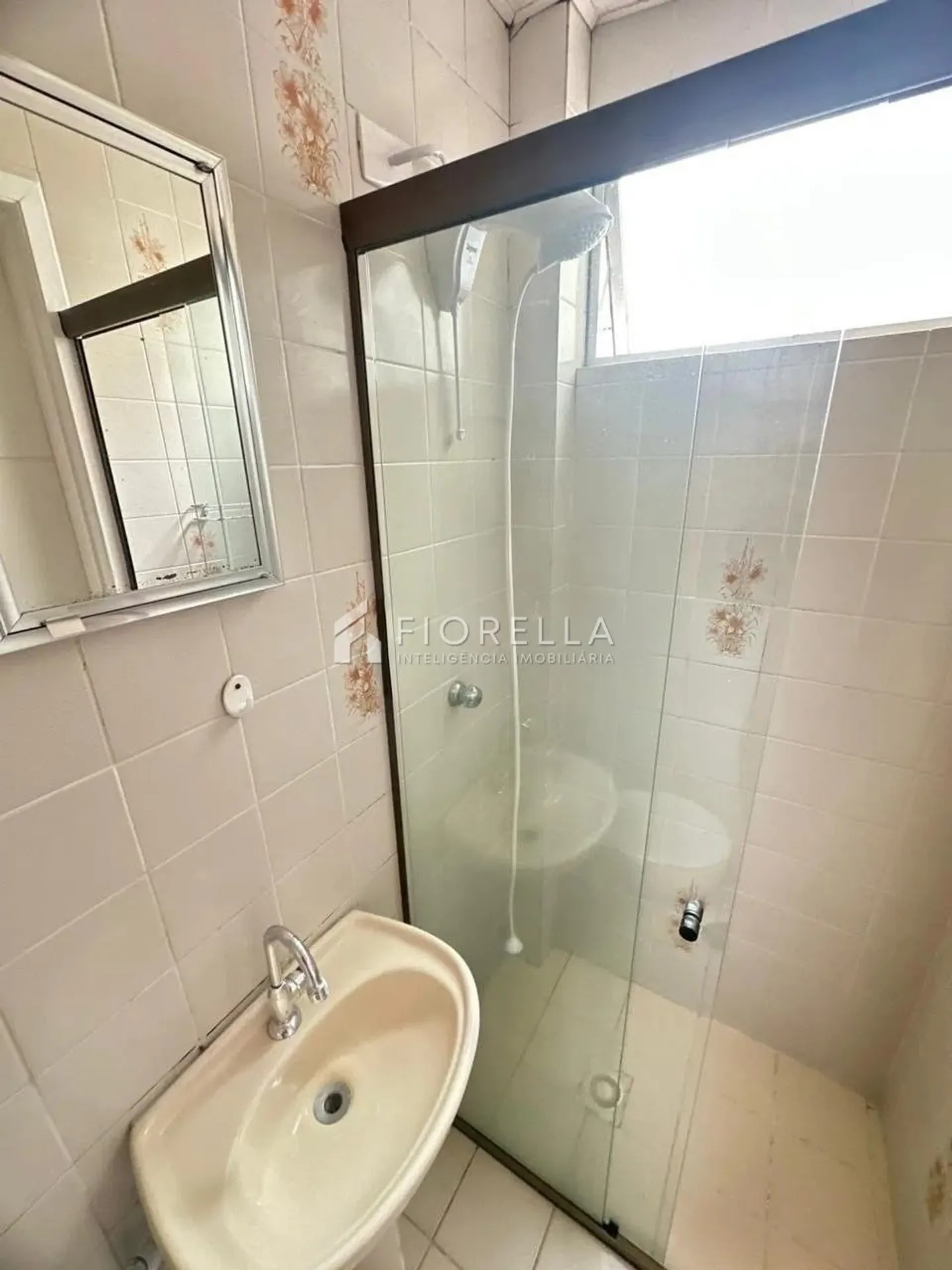 Apartamento mobiliado de 2 quartos com máquina de lavar — photo 6