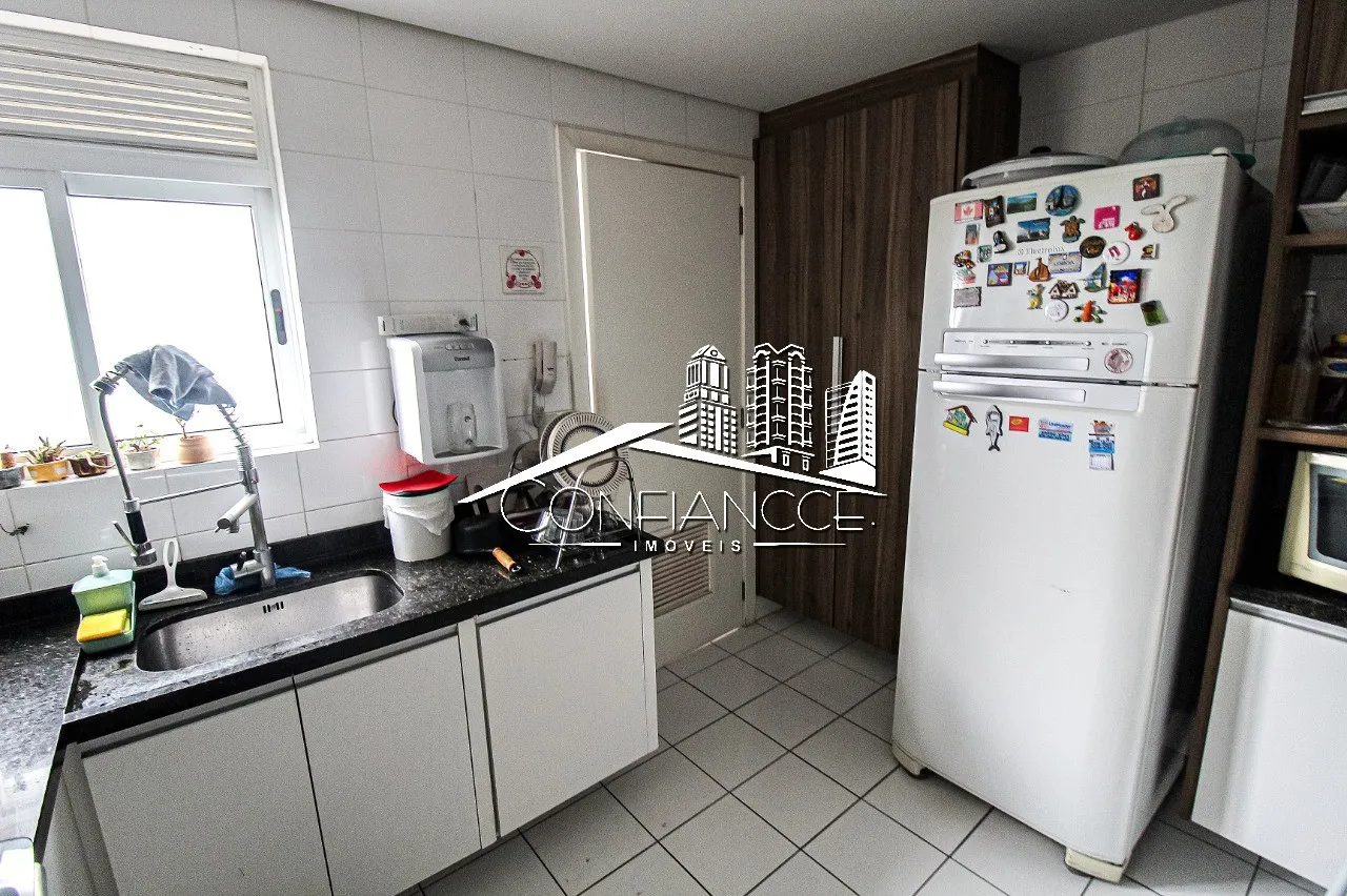 Unfurnished 3-bedroom apartment with 4 bathrooms — photo 11