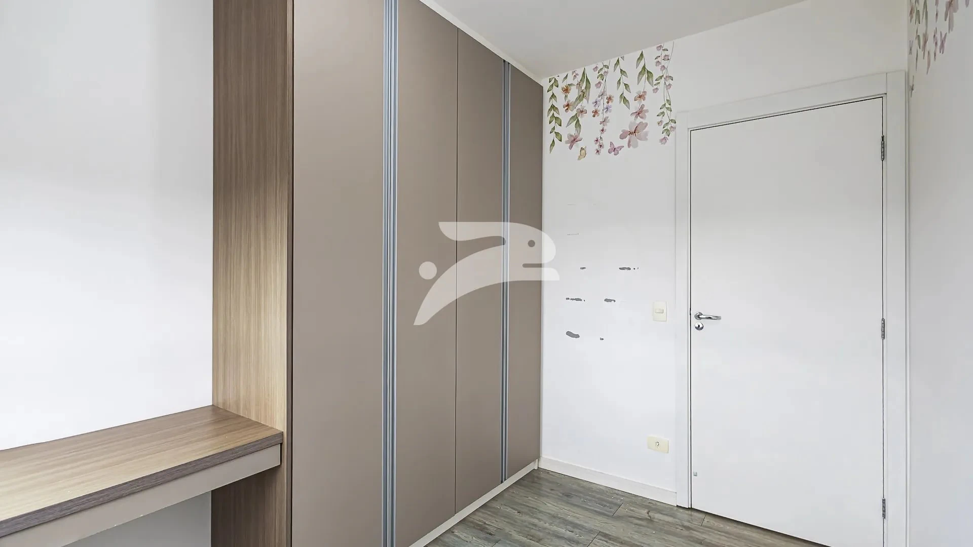 Top-floor apartment with 2 bedrooms and private terrace — photo 7