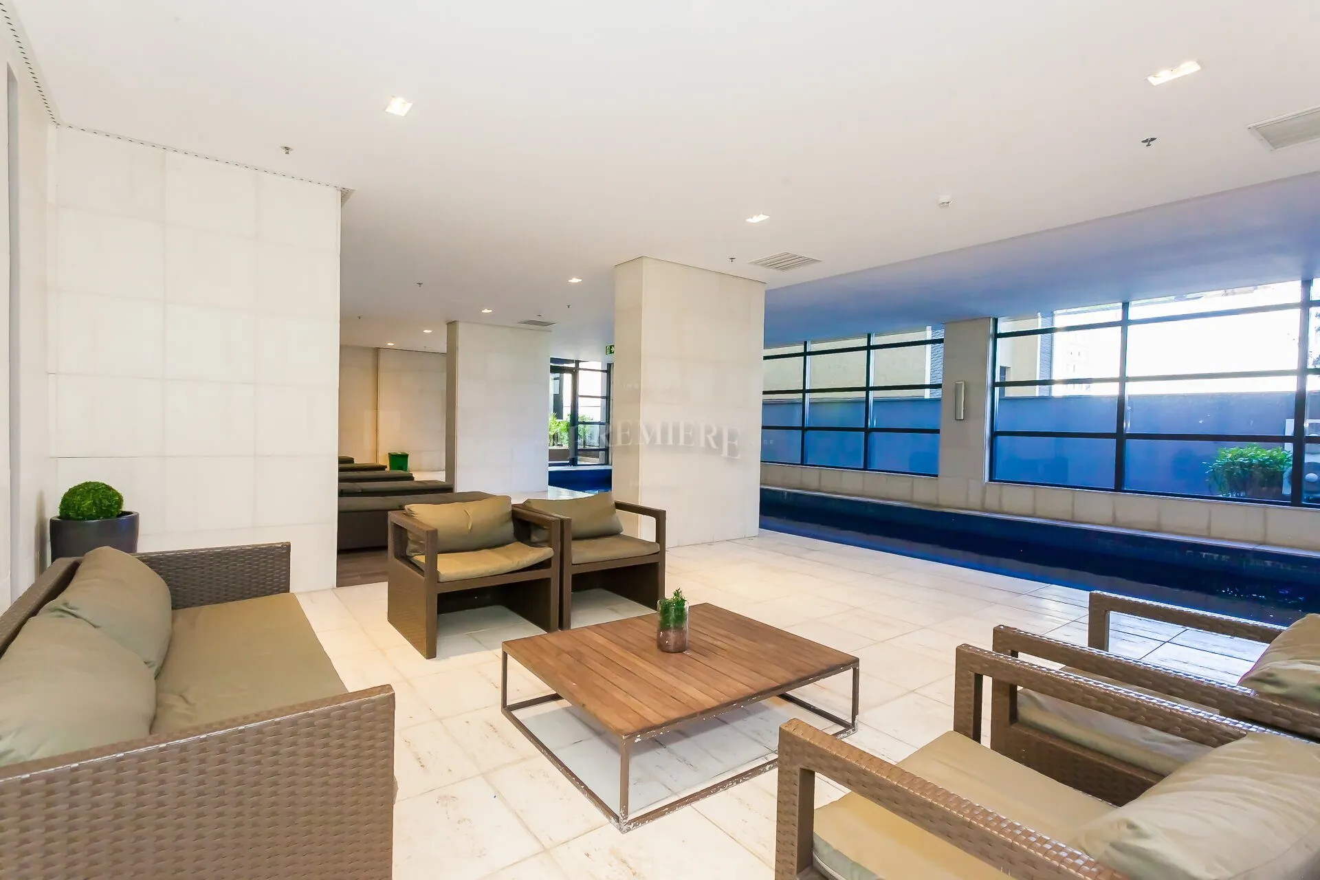 Furnished 85 m² apartment with 1-bedroom suite — photo 38