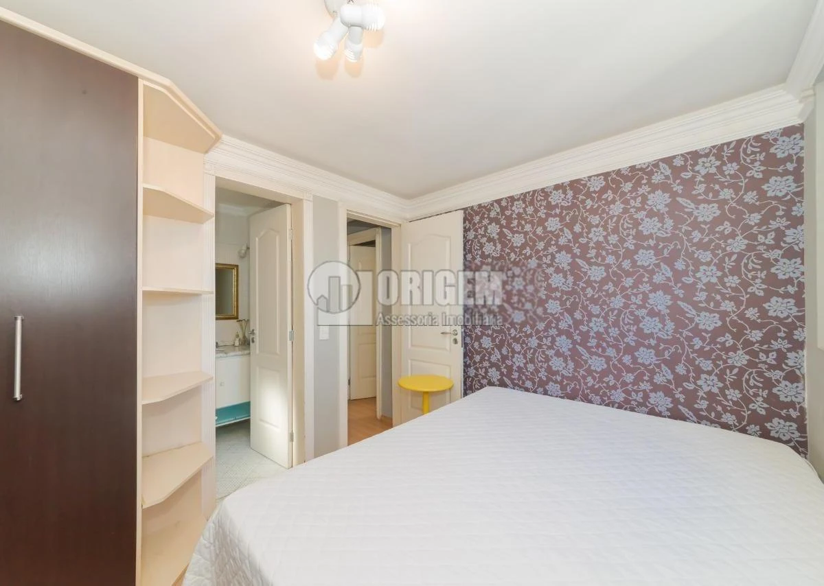 Furnished 216 m² apartment with 3 en-suites — photo 50