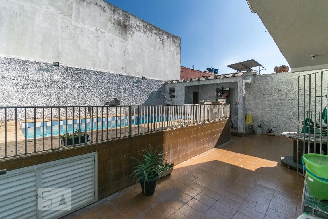 Casa para alugar com 6 quartos e 3 banheiros — photo 21