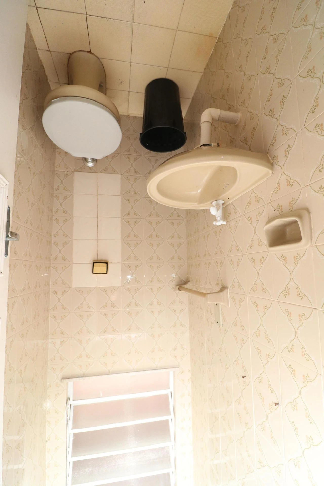 10-bedroom house with a bathtub in Rio de Janeiro — photo 10