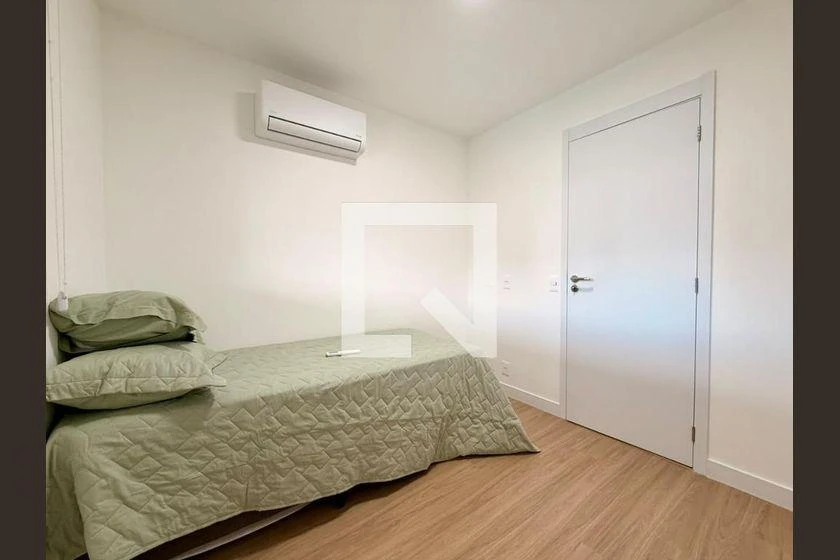 Furnished 3-bedroom apartment with 2 parking spots — photo 16
