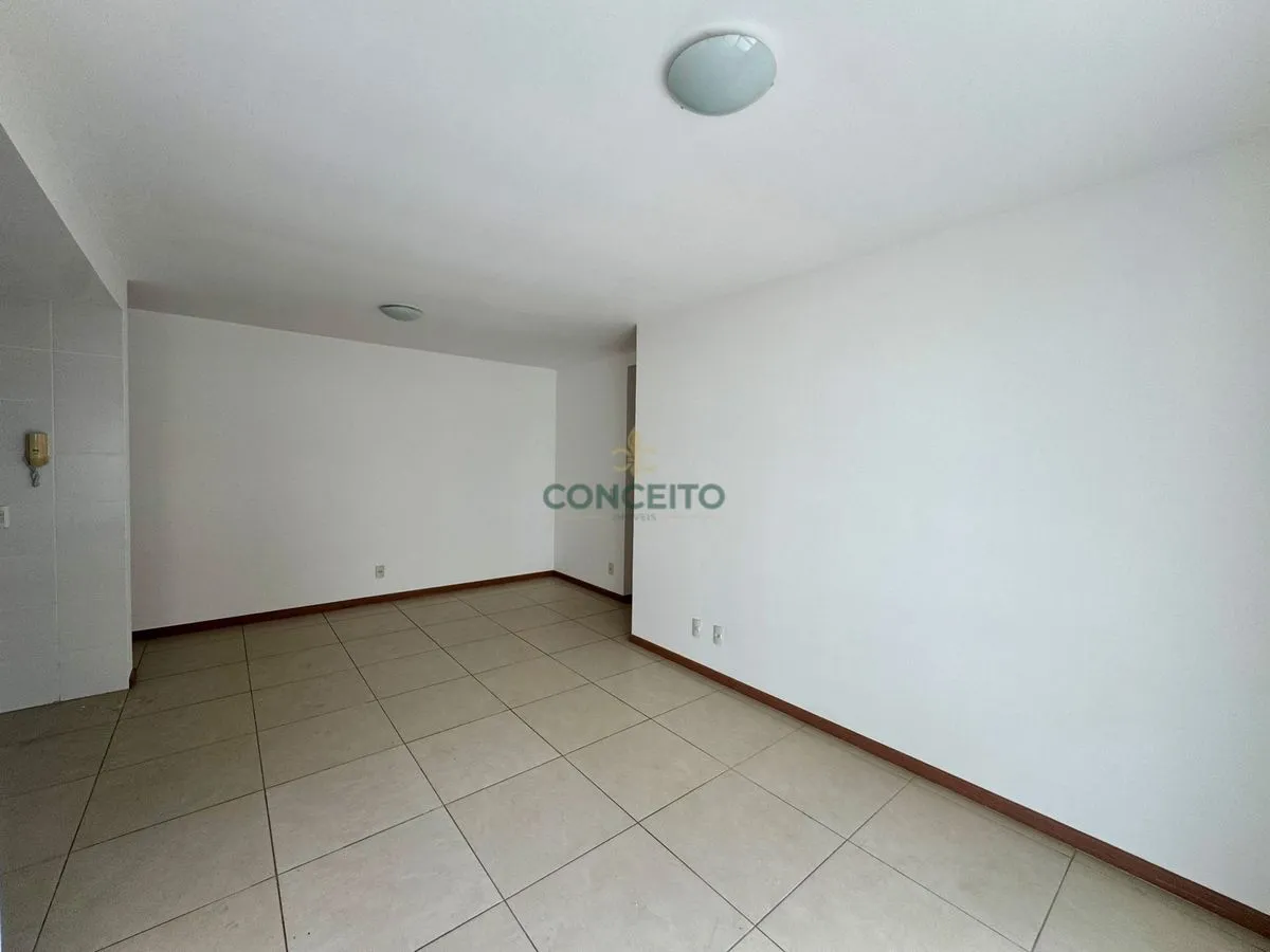 Unfurnished 154 m² apartment with a private garden — photo 33