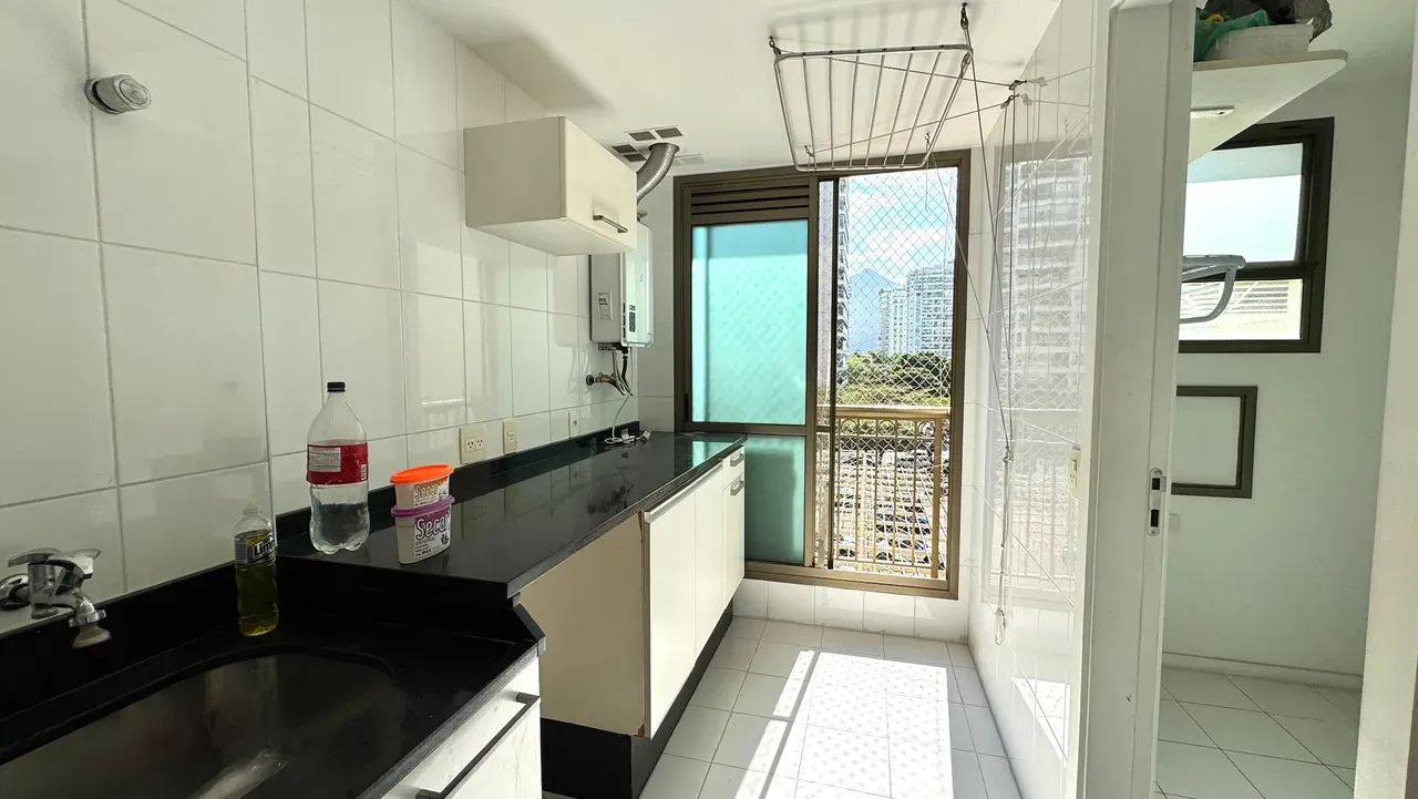 Apartment on the 3rd floor with floor-to-ceiling windows — photo 30