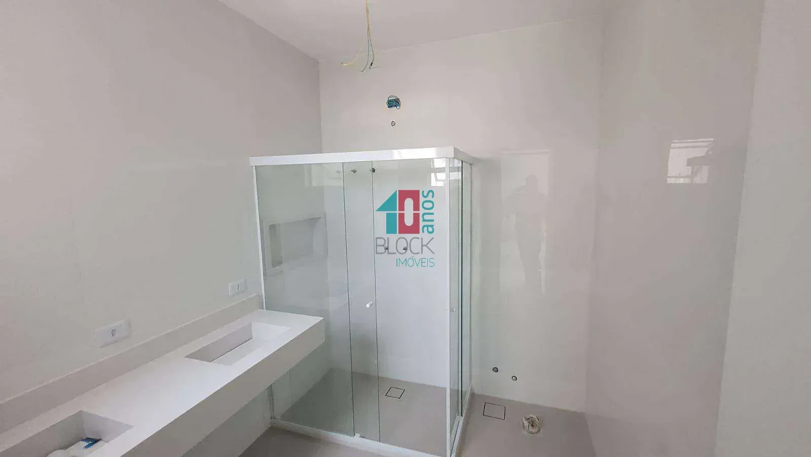 Condo house with 5 bedrooms and 5 en-suites — photo 28