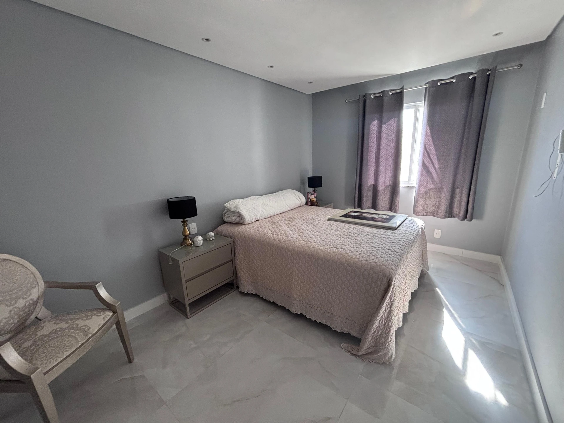 Apartamento mobiliado com 4 quartos e 4 banheiros — photo 24