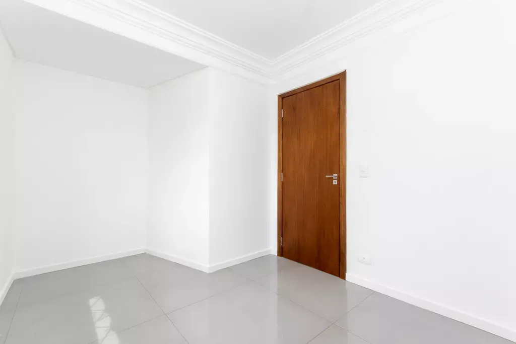 Будинок з 4 спальнями та 261 м² і балконом — photo 8