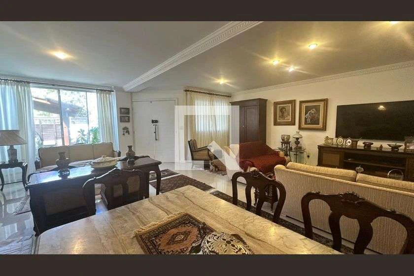 Condominium house with 5 en-suite bedrooms and pool — photo 5