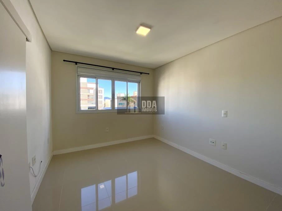3-bedroom apartment, 2 with their own bathrooms, 97 m² — photo 13