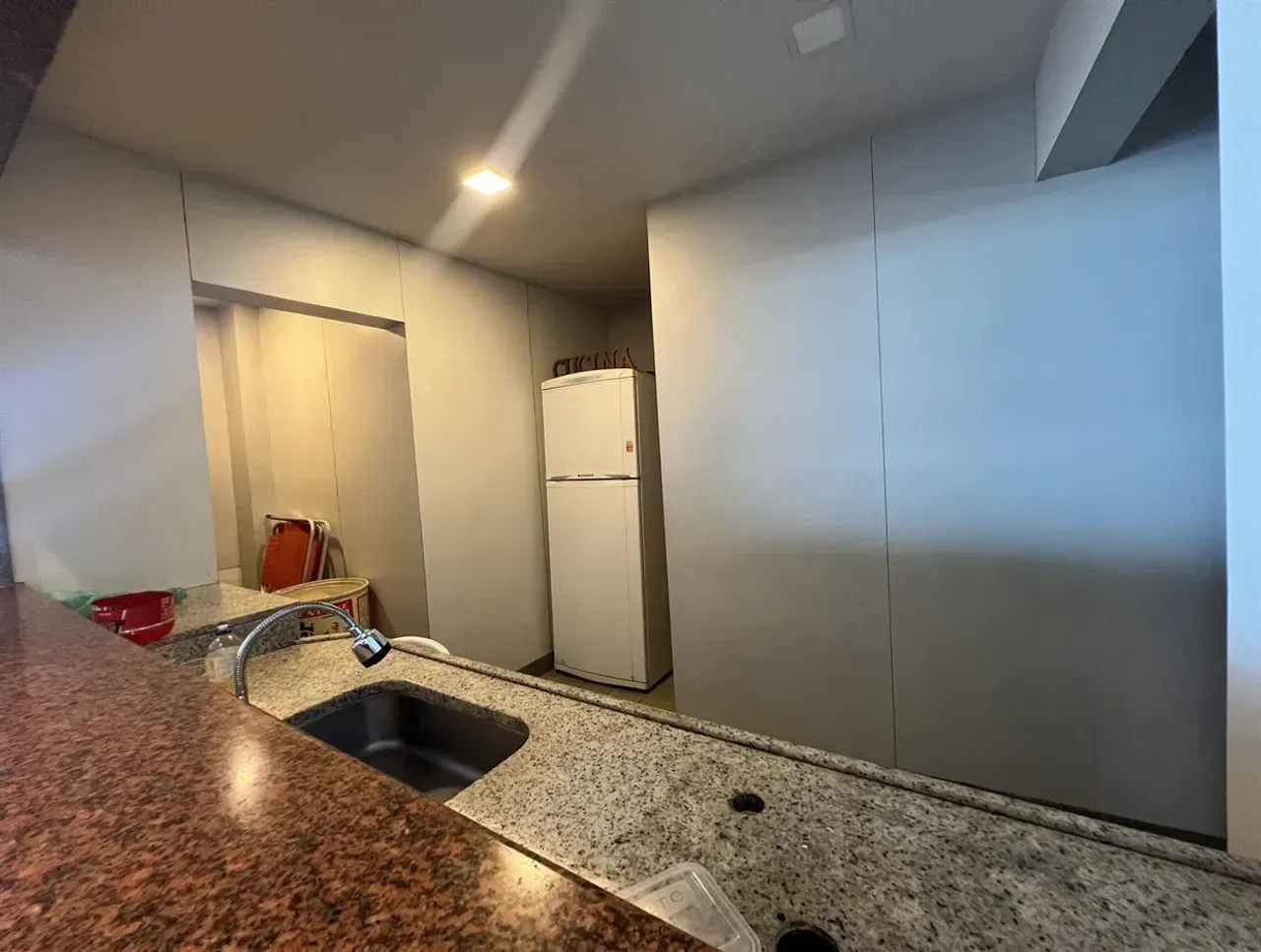 Furnished 4-bedroom apartment with 2 en-suites and 274 m² — photo 32