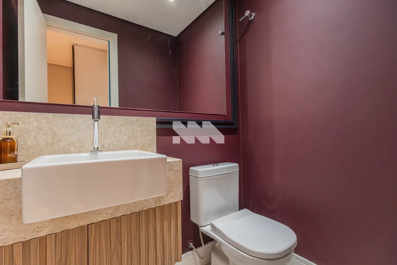Furnished 1-bedroom apartment with 2 bathrooms — photo 18