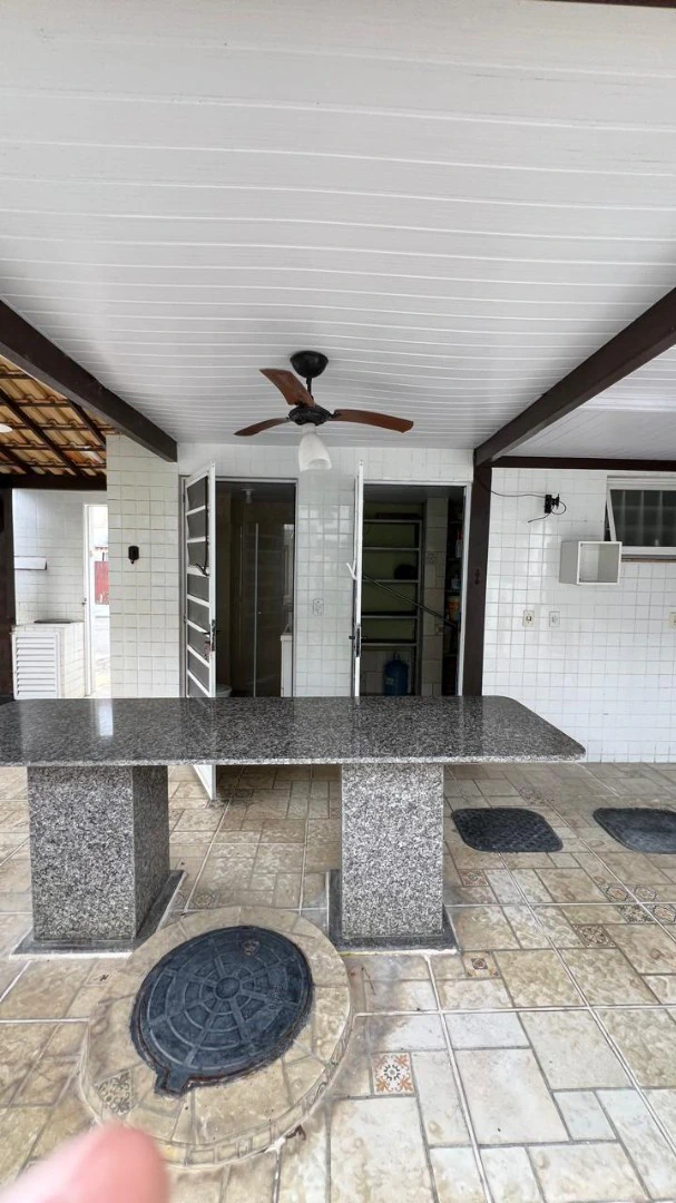 Casa com 6 quartos e jardim privativo com churrasqueira — photo 24