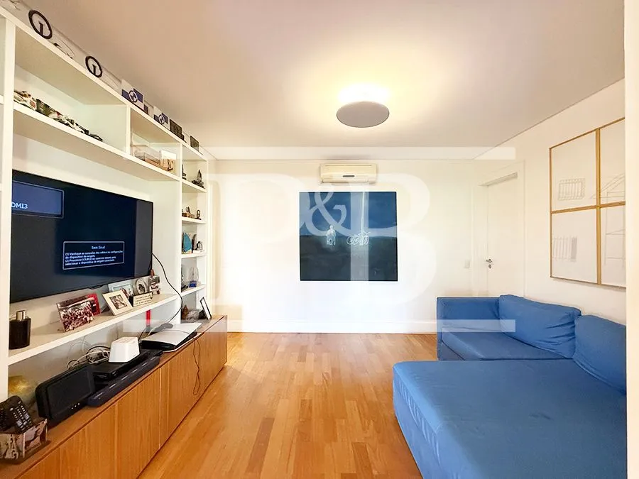 Apartamento de 3 dormitórios com 240 m² e 3 vagas — photo 14