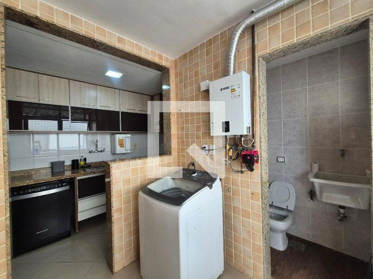 Furnished apartment, 180 m², with a glass-enclosed balcony — photo 38