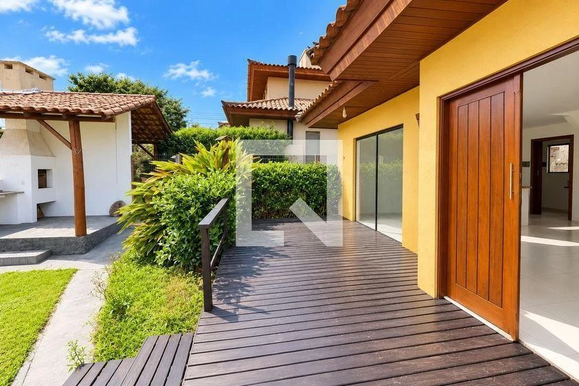 Casa de 2 dormitorios con balcón gourmet en Florianópolis — photo 3