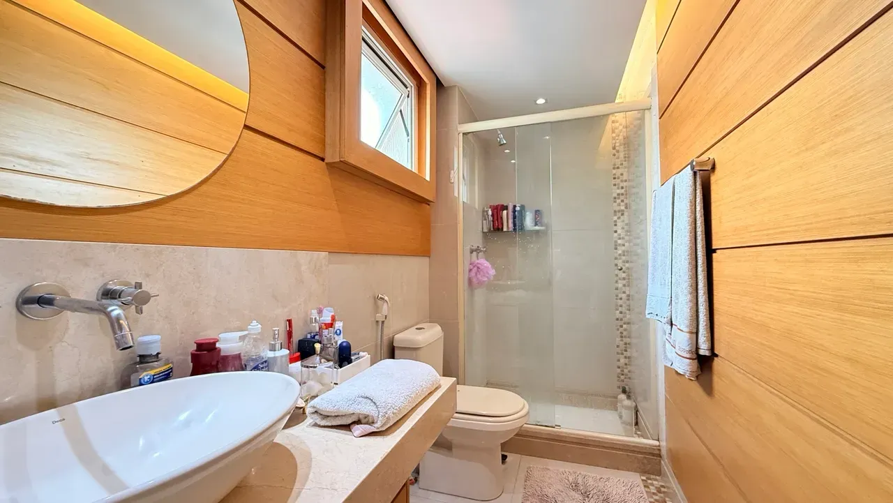 242 m² duplex penthouse with 4 bedrooms and 2 parking — photo 13
