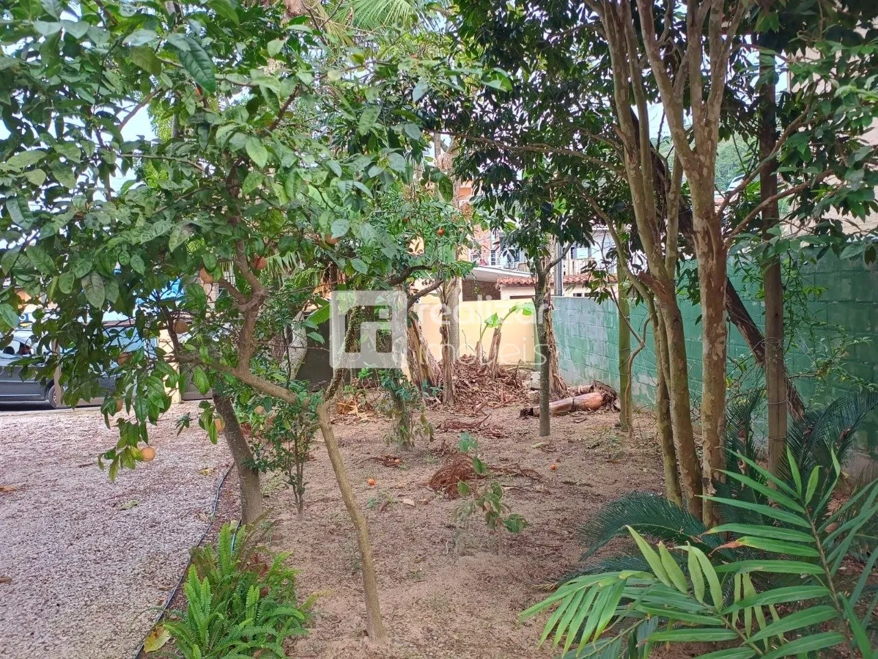 House with 2 bedrooms and a private garden on 400 m² — photo 27