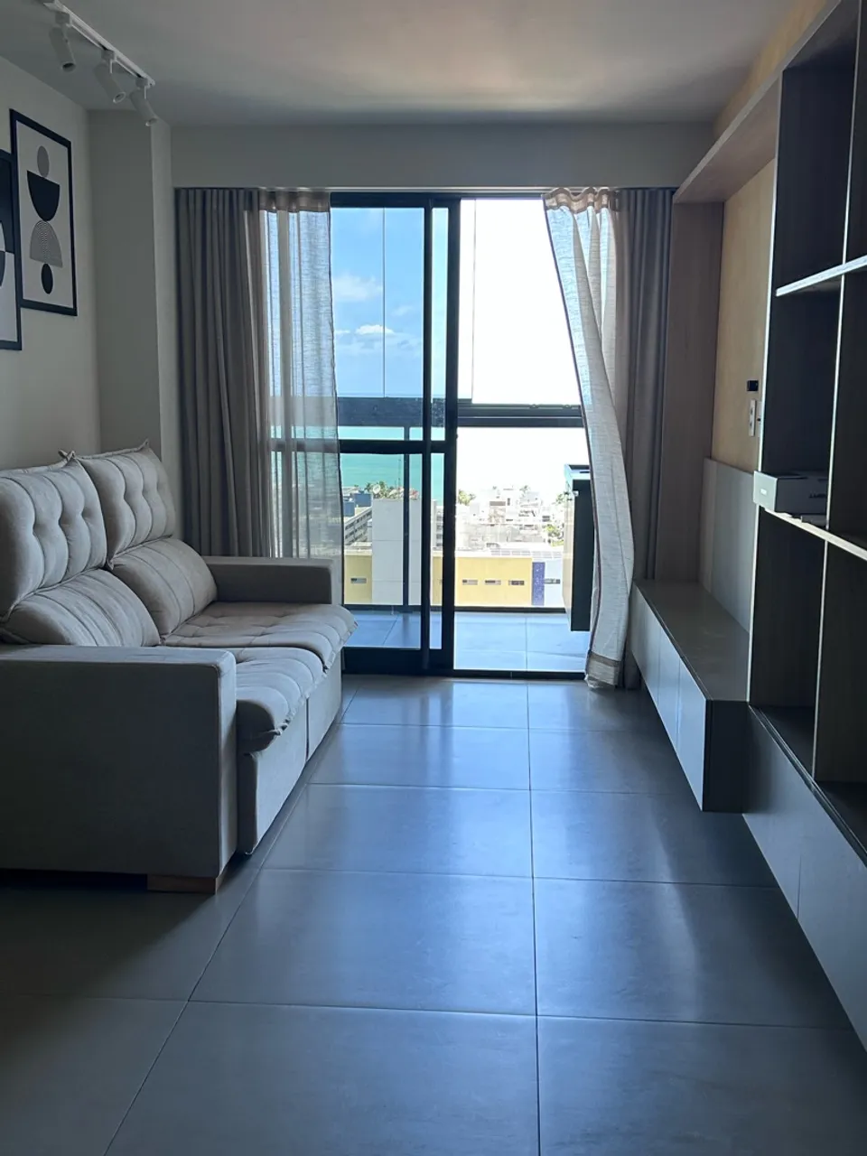 Furnished apartment, 60 m², with a walk-in closet