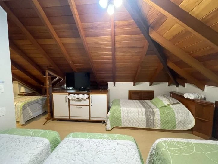 Ванна и 6 спален: дом 320 м² — photo 20