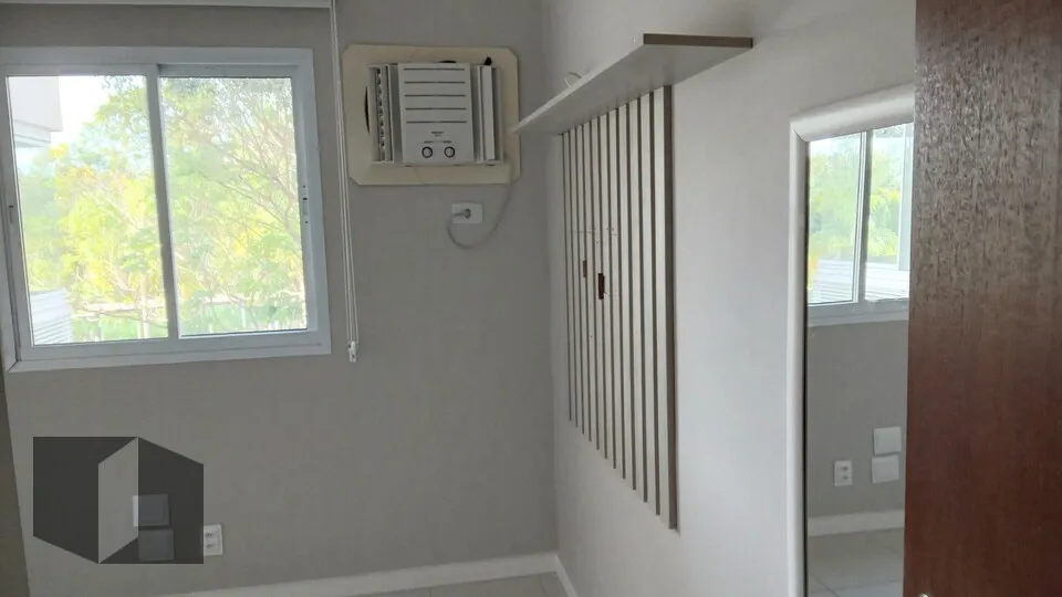 Apartamento com 3 dormitórios e varanda envidraçada — photo 12