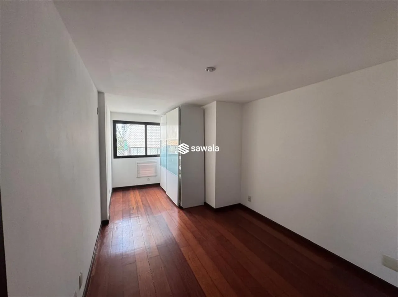 Apartment with 3 bedrooms and a separate kitchen — photo 3