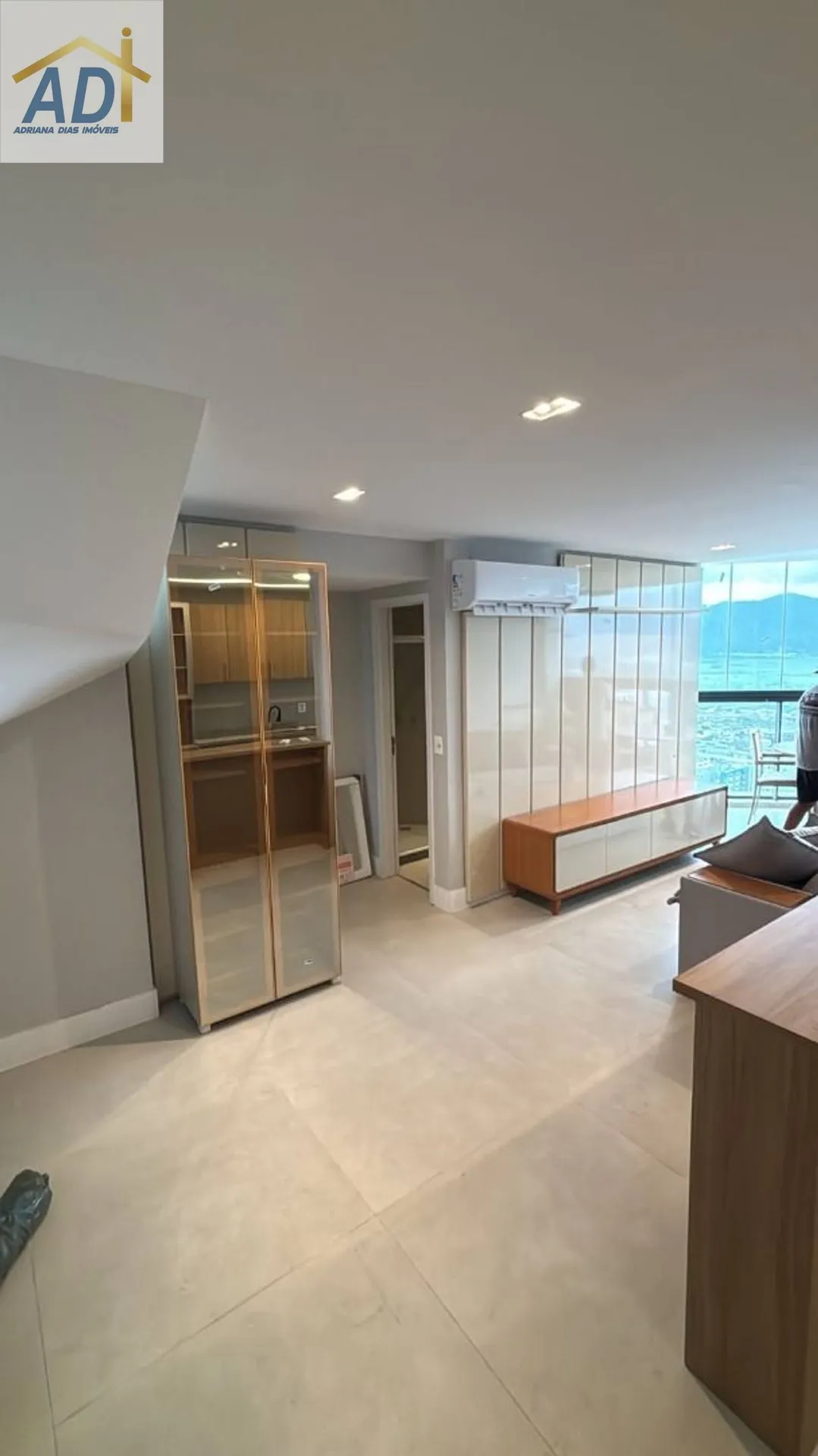Furnished duplex penthouse with 2 bedrooms and 172 m² — photo 22