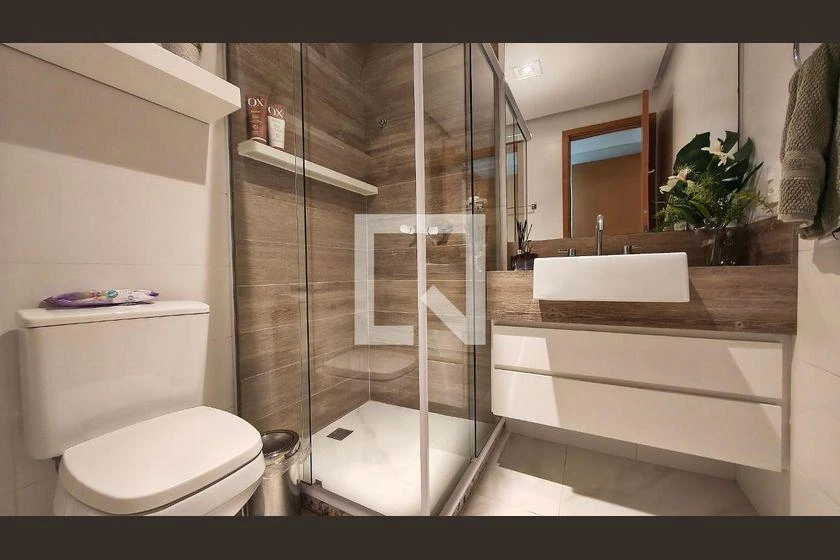Furnished apartment, 160 m², with a glass-enclosed balcony — photo 45