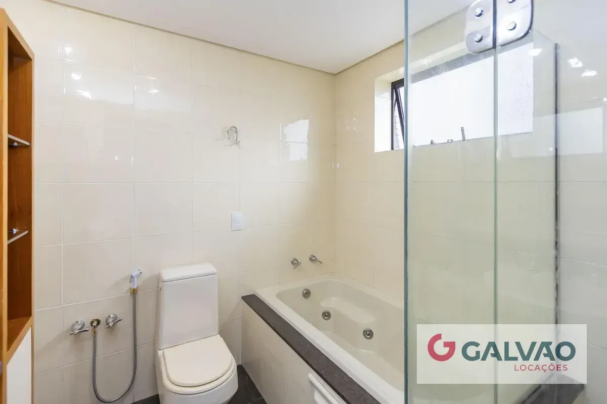 Apartment, 180 m², with a bathtub — photo 13