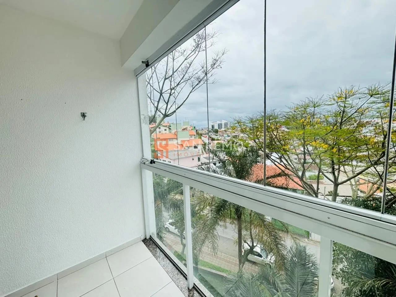 Home office in a 2-bedroom apartment, 71 m²