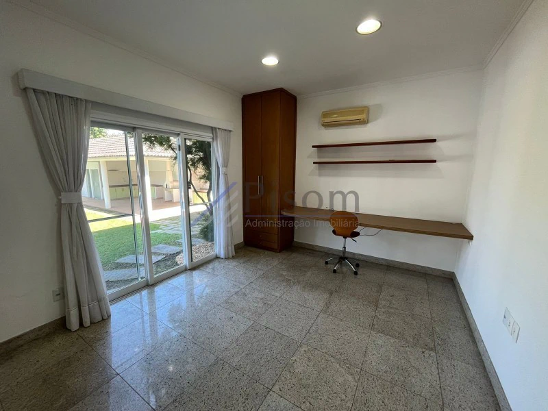 Casa de 6 quartos com ar-condicionado e 1500 m² — photo 6