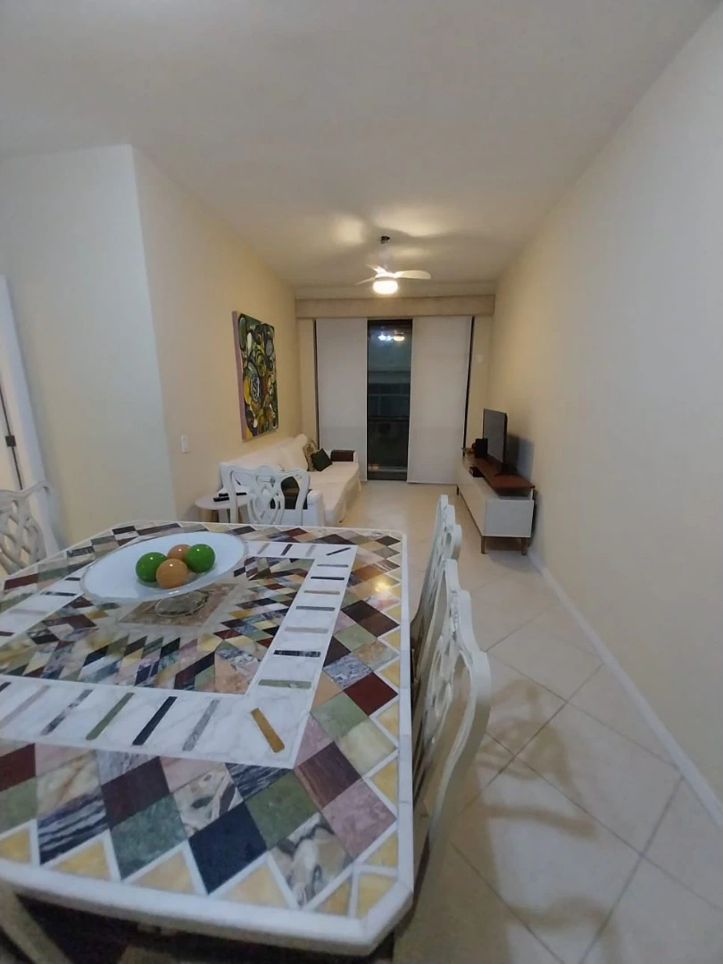 Furnished 3-bedroom apartment with balcony — photo 7