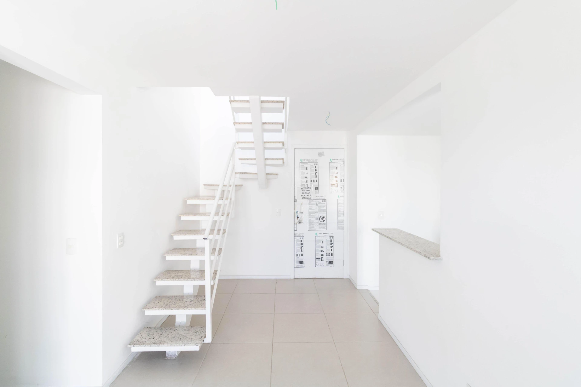 Apartamento mobiliado com 3 quartos e varanda envidraçada — photo 47