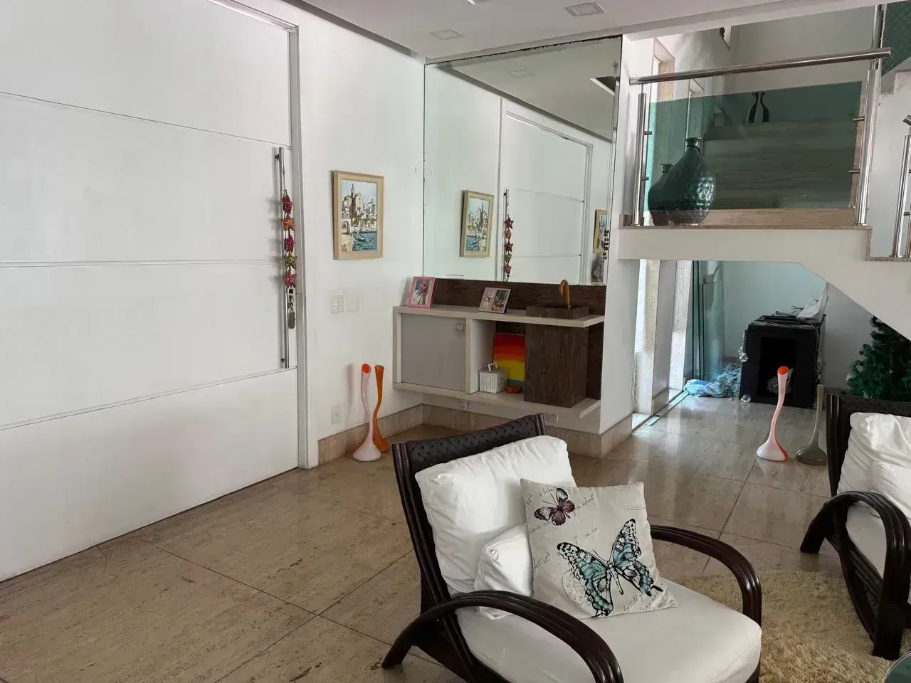 Furnished house with 6 suites and a private garden — photo 24