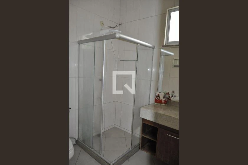 Casa para alugar com 3 quartos, varanda e 110 m² — photo 16