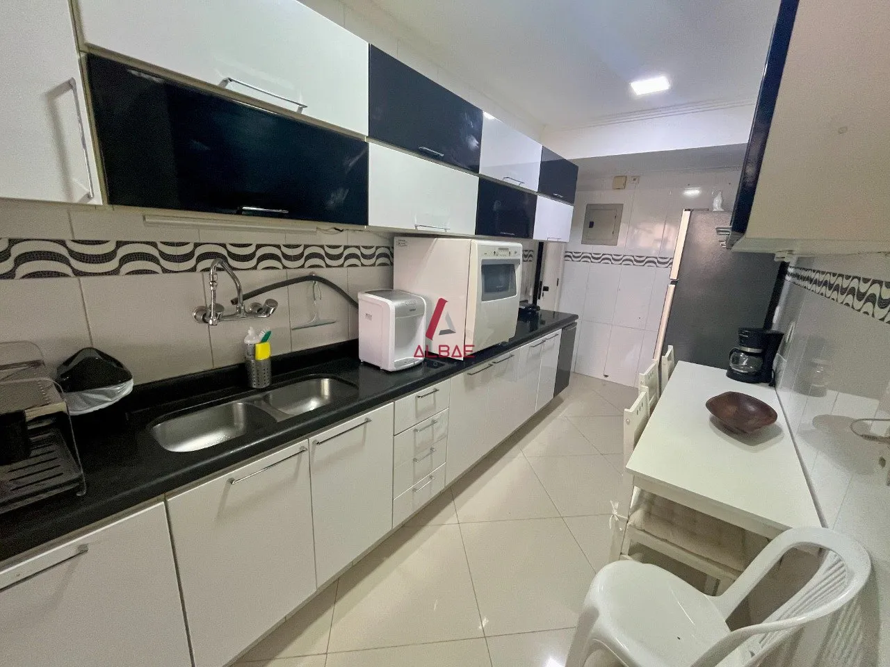 Water view in a 3-bedroom apartment, 140 m² — photo 9