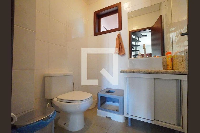 100 m² house with a washing machine and a home office — photo 18