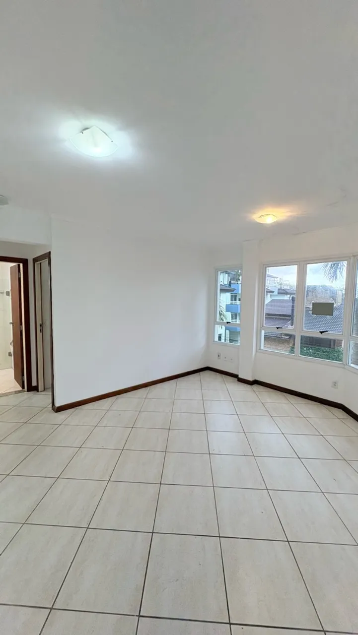 One-bedroom, 48 m² apartment in Florianópolis — photo 4