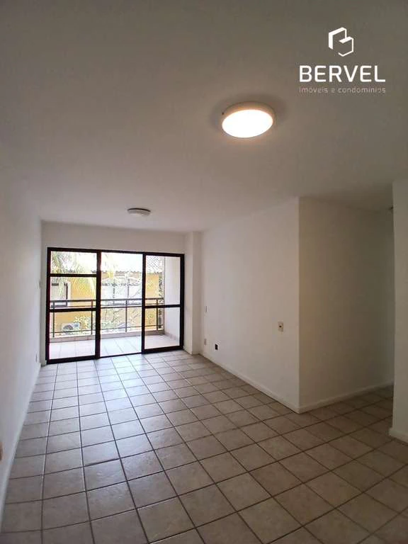 2-bedroom apartment with private BBQ and 1 parking spot — photo 7